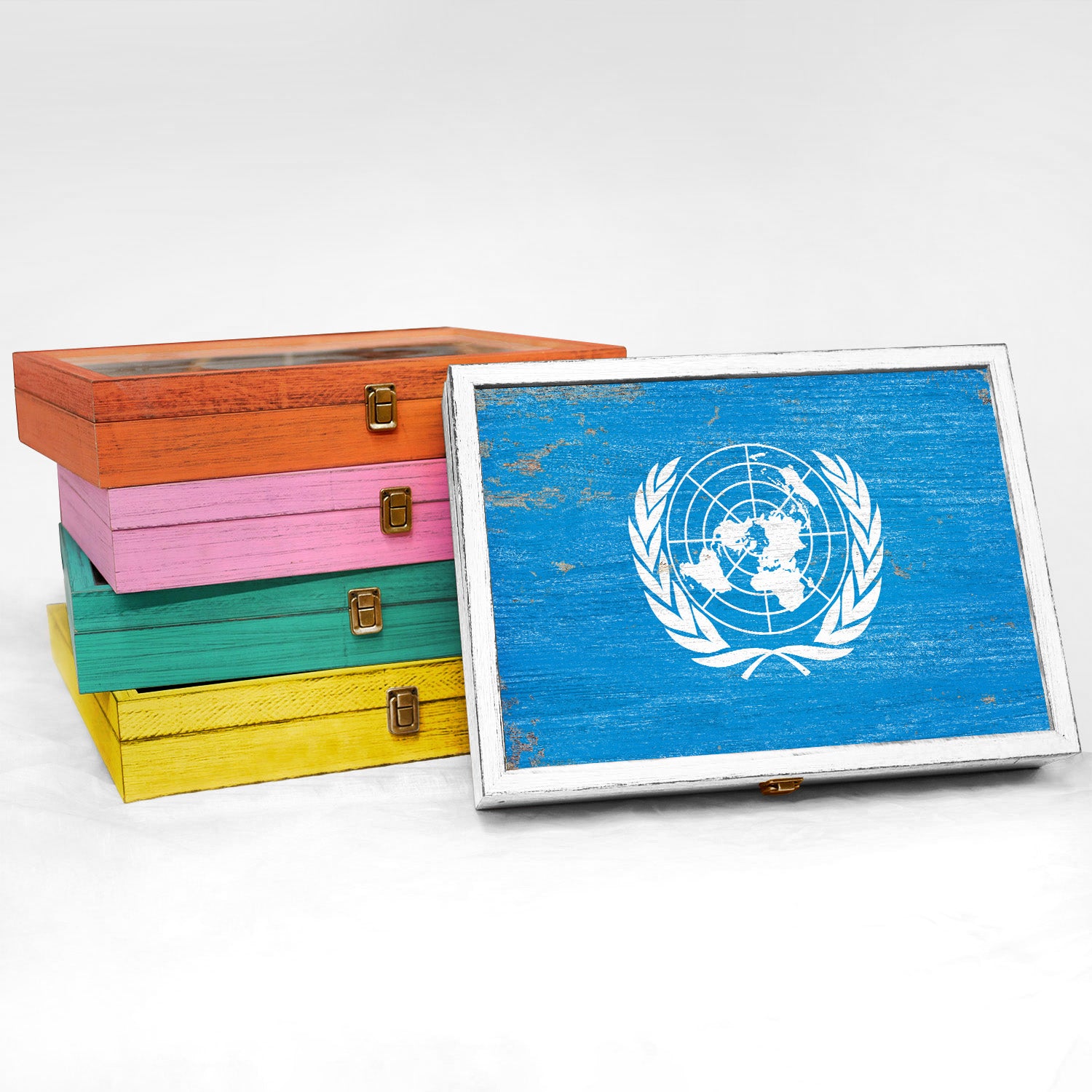 UN Wood Flag Frame Keepsake Box